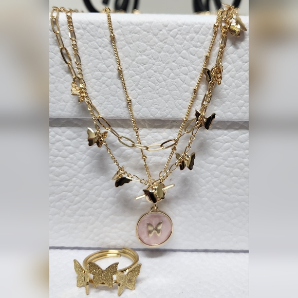 JOSSLYNN JEWELRY 3 Layer Gold-Tone Butterfly and Ring Set NWT - Picture 8 of 16